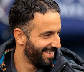 曼联高层对阿莫林给予充分信任，冬季转会窗将保持稳定态势